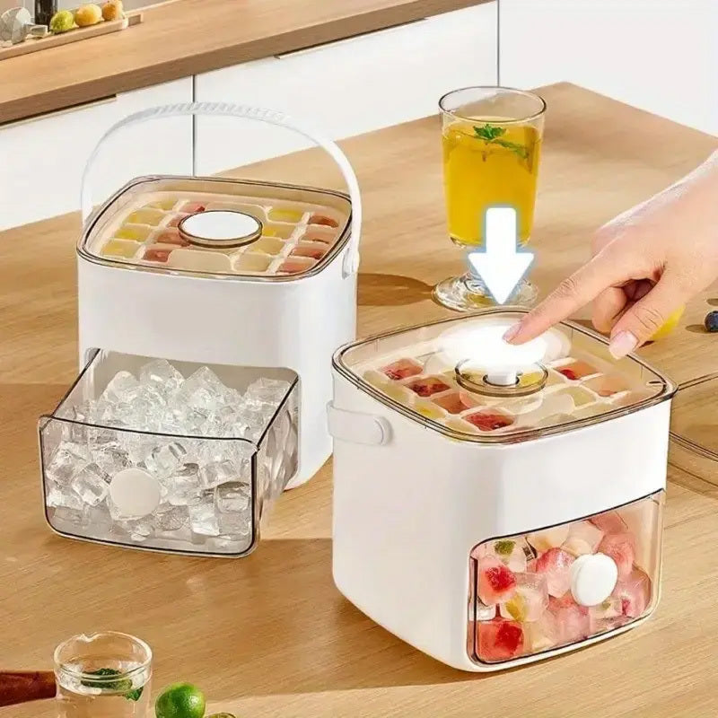 Ice Cube Tray with Storage Box