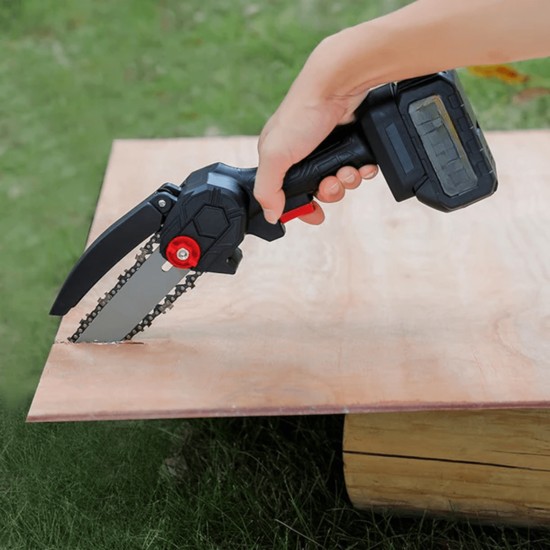 Cordless Mini Chainsaw
