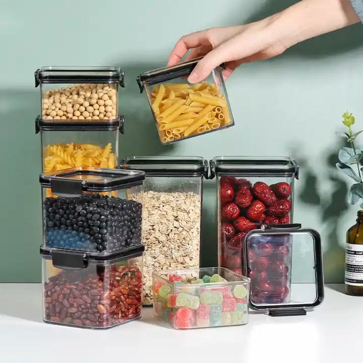 Air Tight Kitchen Container (Combo) 4 Pcs of 600ml Air Tight Kitchen Container (Combo)