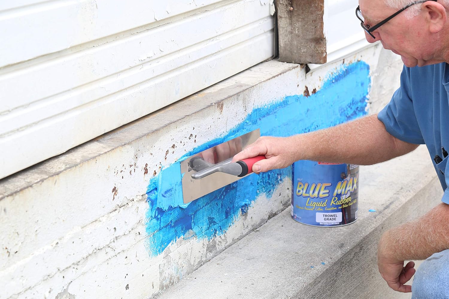 Blue Max Liquid Rubber Waterproofer Blue Max Liquid Rubber Waterproofer