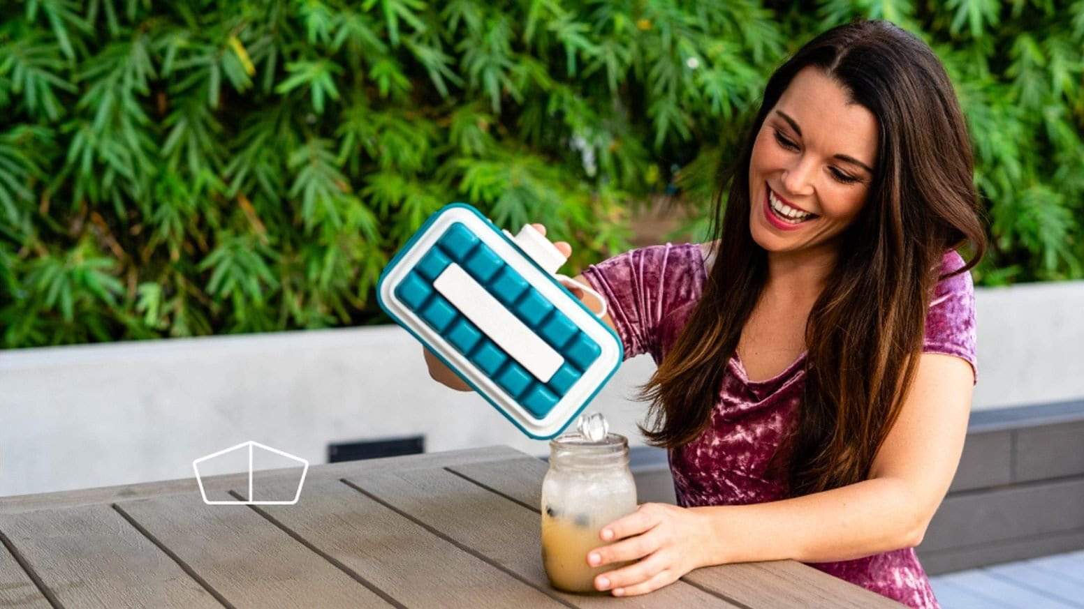 Pop Up Ice Cube Maker Portable Ice Container Bucket Pop Up Ice Cube Maker