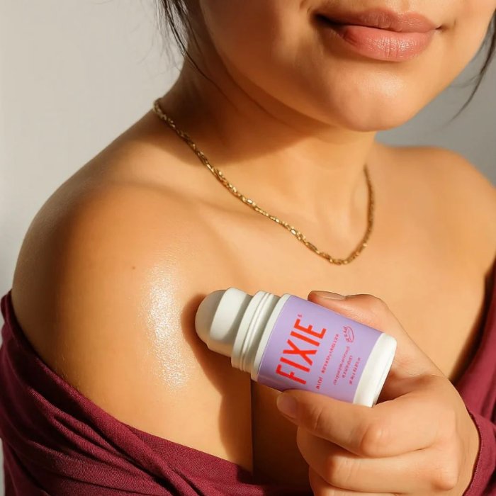 Body Adhesive Roller | Glue Fabric Cloth For Sticking Adhesive Roller Sticky Glue on Skin - Body Adhesive Roller