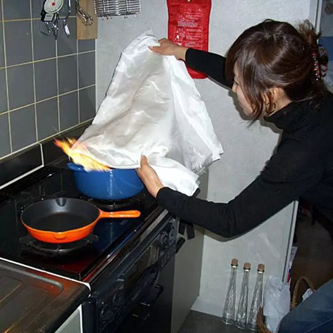 Fire Blanket | Fire Safety Training Risk Management Safe Risk Class - Fire Blanket