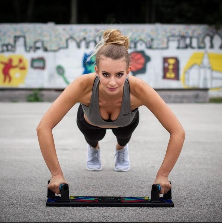 Push up Board Machine Adjustable Push Up Handle Bars Push Up Board 9-in-1